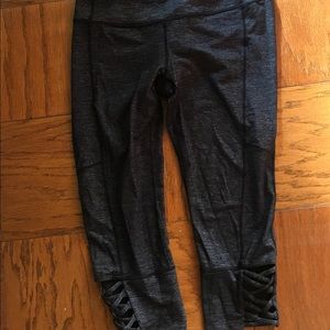 Cute Athleta Crops with bottom crisscross